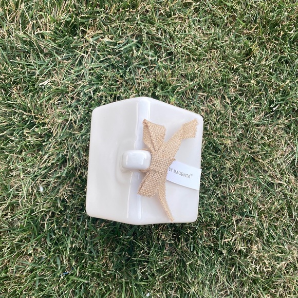 BRAND NEW Rae Dunn "Home" Birdhouse - Picture 3 of 3